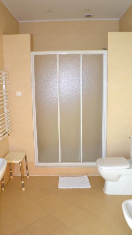 Tawerna Kaper Otel Iława Dış mekan fotoğraf