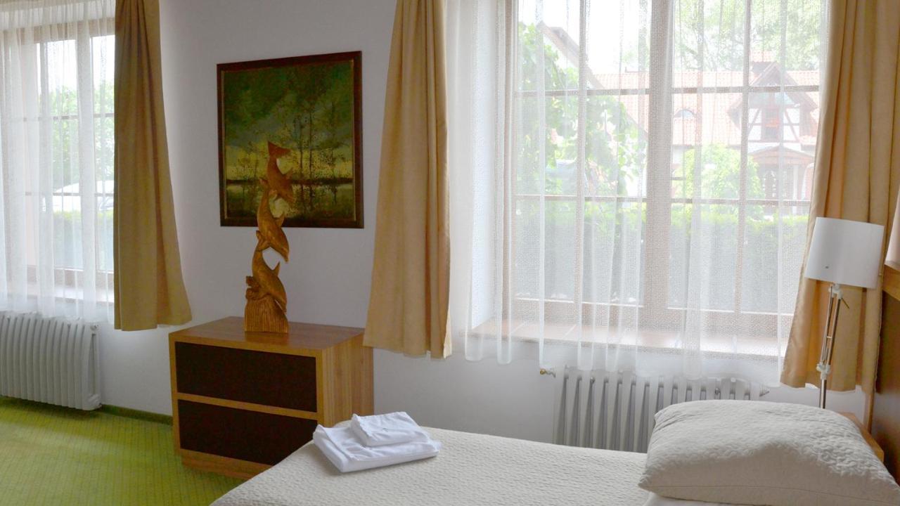 Tawerna Kaper Otel Iława Dış mekan fotoğraf