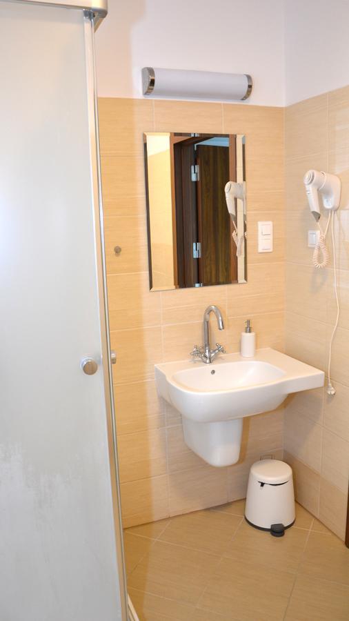 Tawerna Kaper Otel Iława Dış mekan fotoğraf